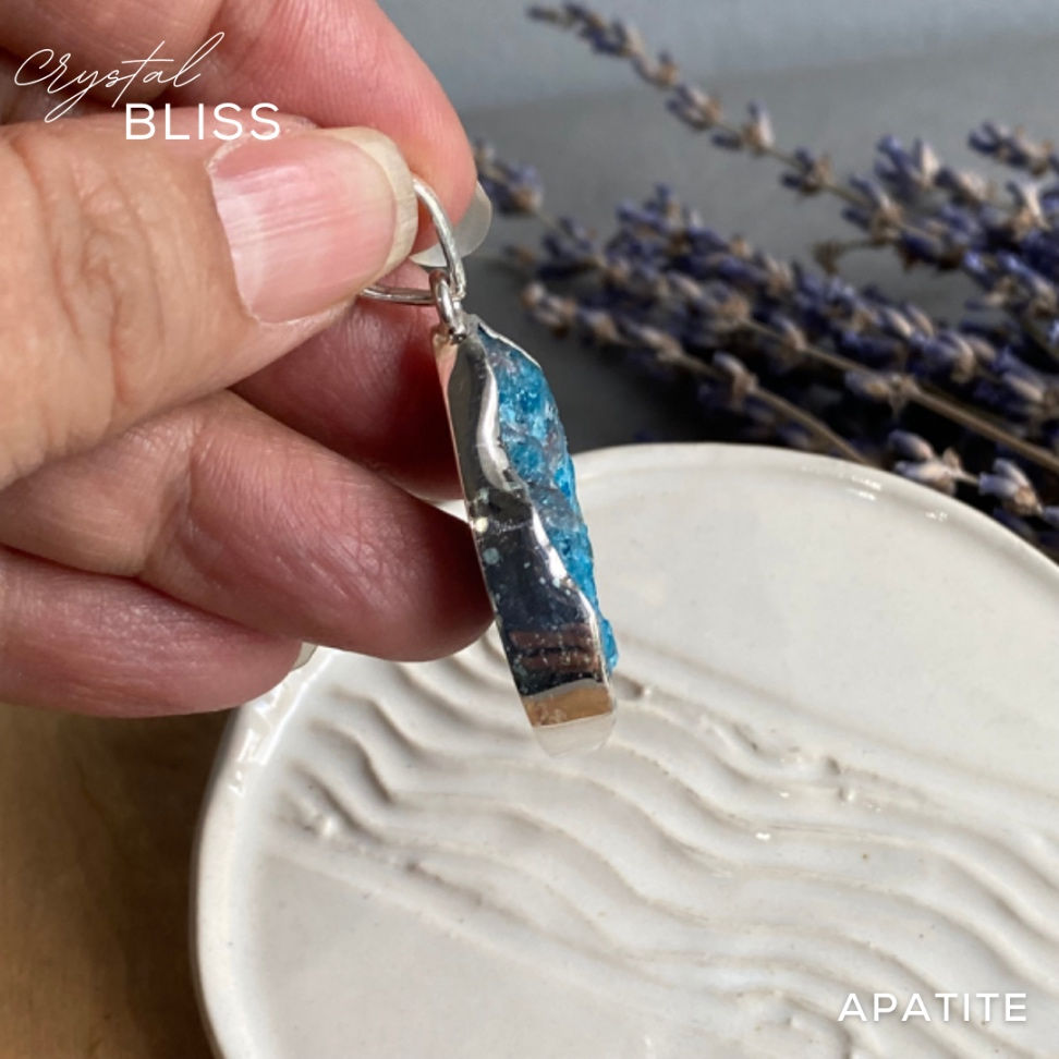 Thumbnail: Apatite Pendant #4