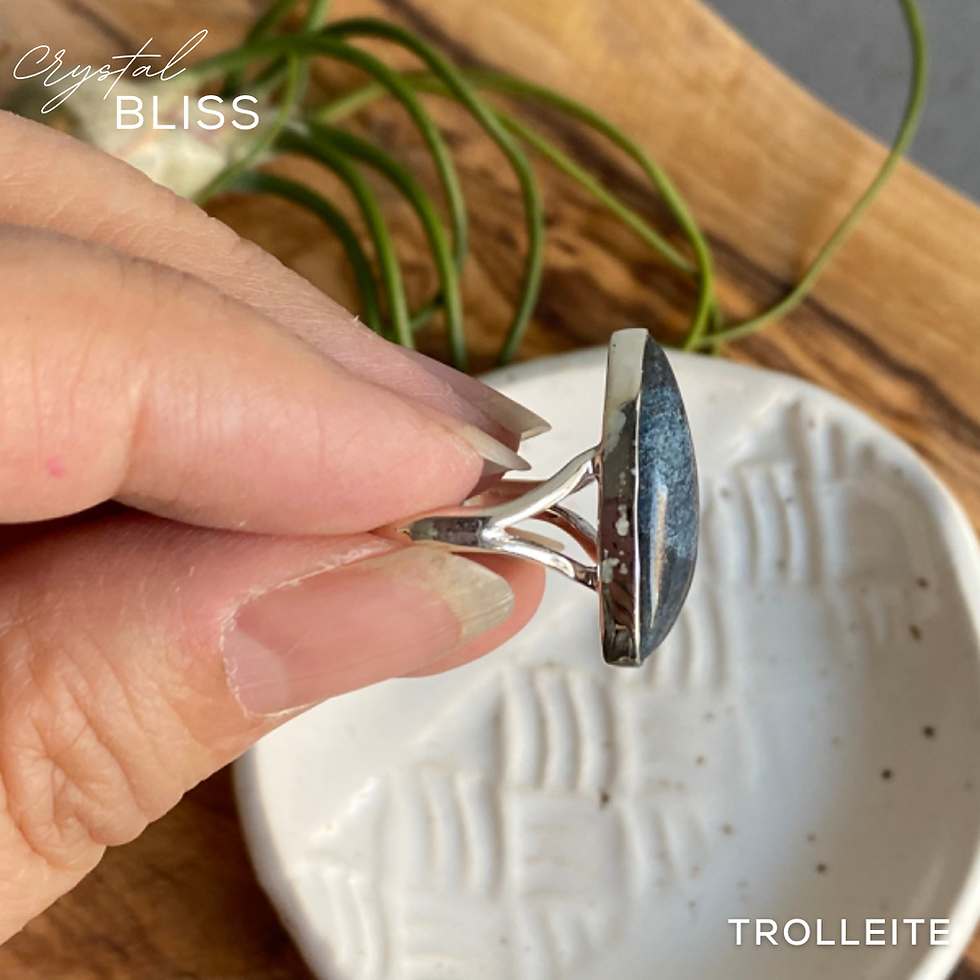 Thumbnail: Trolleite Ring #3