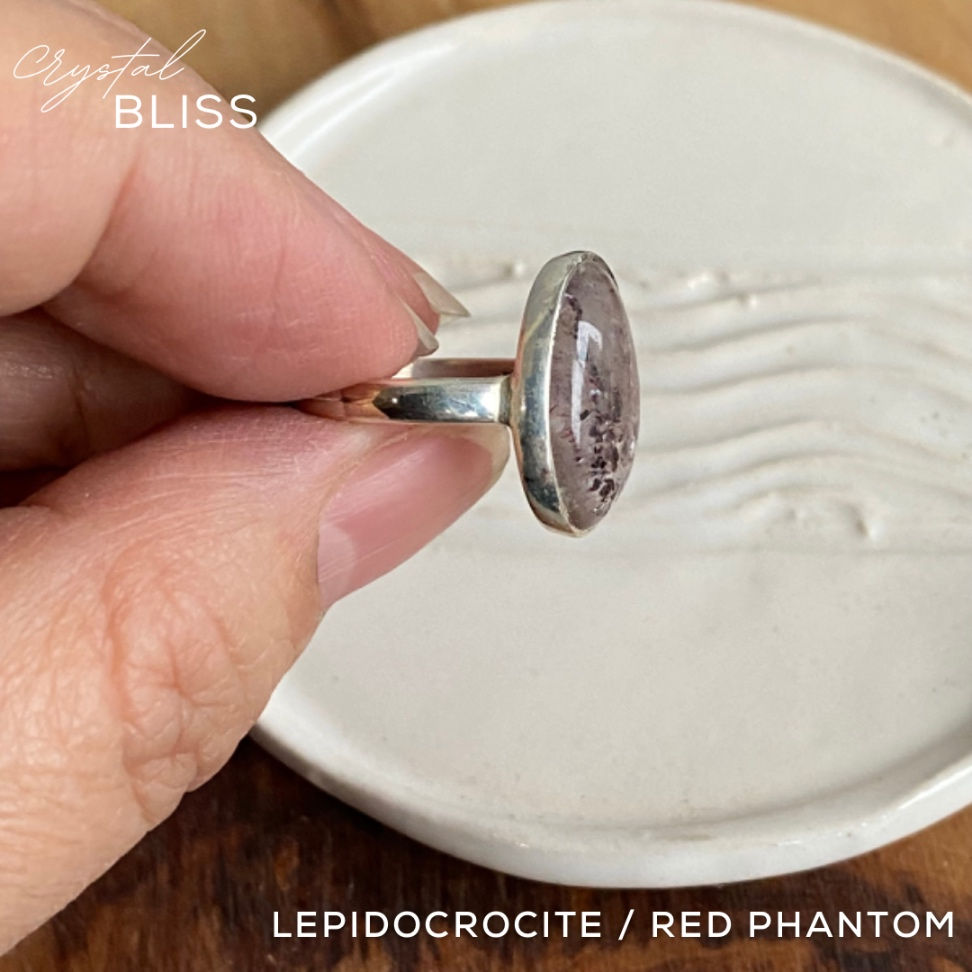 Thumbnail: Lepidocrocite / Red Phantom Ring #1