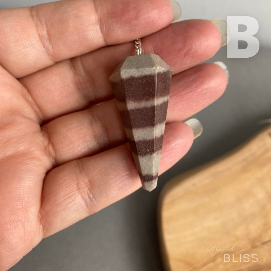 Thumbnail: Shiva Lingam Pendulum
