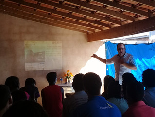 Jovens participam de palestra sobre mercado de Trabalho