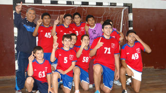 El colegio Estrada ganó en handball masculino