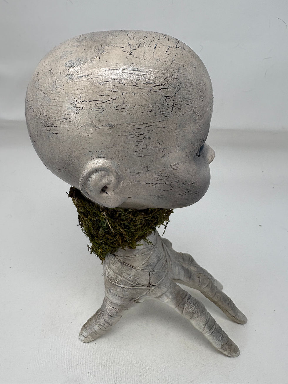 Thumbnail: Baby Doll Head Night Crawler