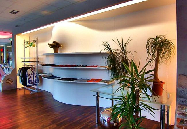 Richter-Ladenbau-tatoos1802