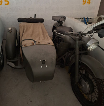 Dnepr K750 sowjetisches Seitenwagengespann