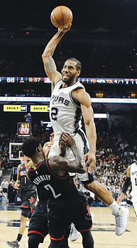 Kawhi Leonard_edited.jpg