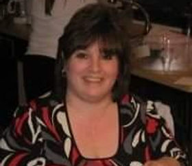 Laura Pechar photo.jpg