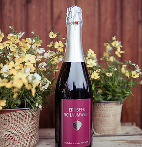 Loorhof_Erdbeer Schaumwein