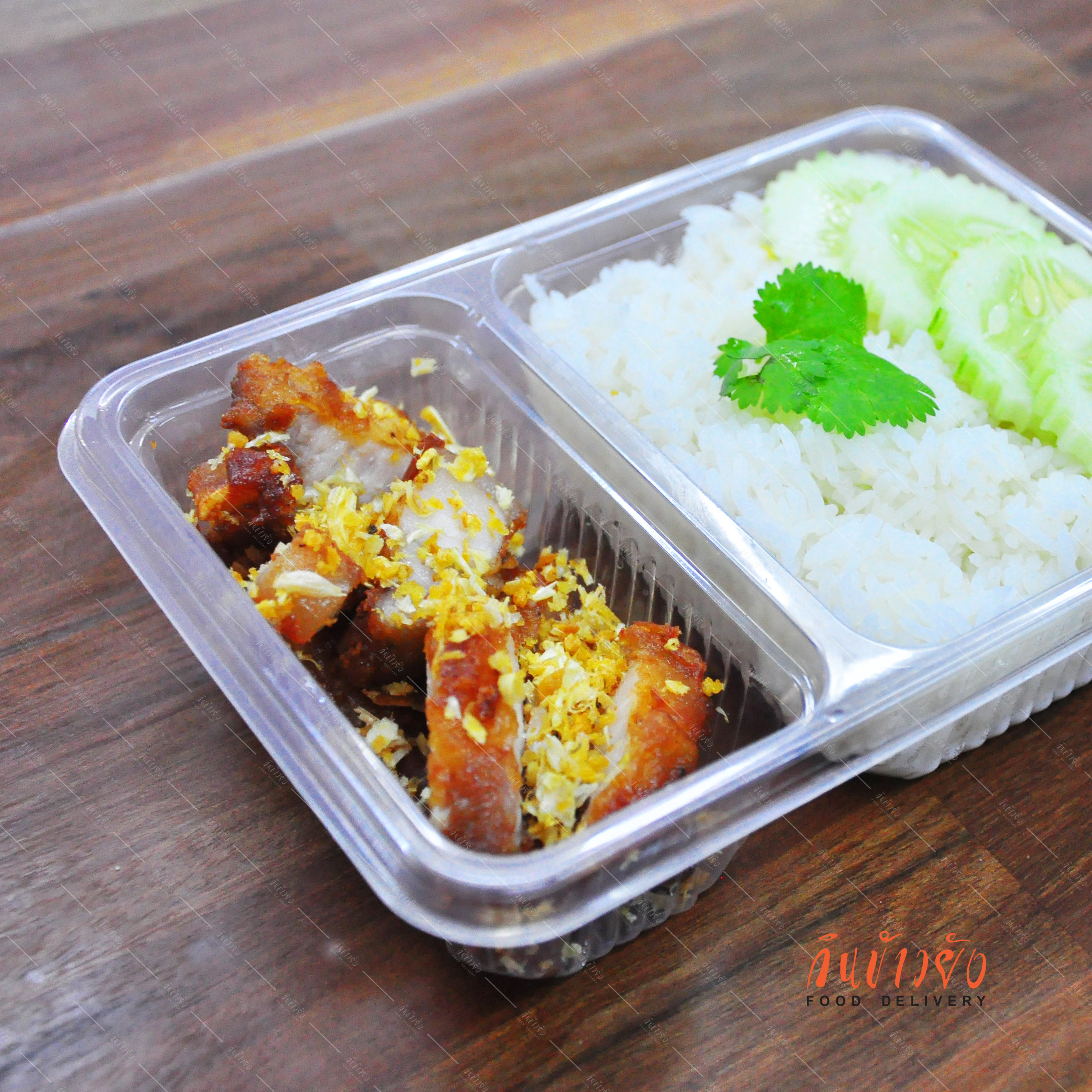 34.หมูสามชั้นทอดกระเทียมกรอบ