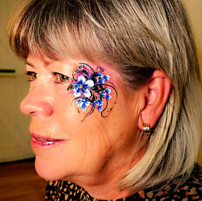 wedding face painting & glitter bar Bedford