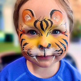 cute tiger childrens face painting 