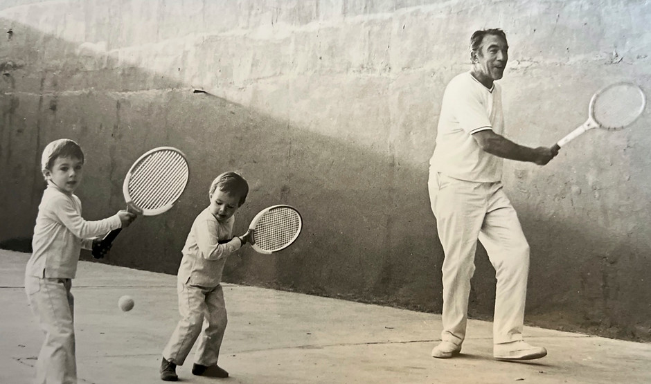 ANTHONY QUINN& AND SONS.jpg