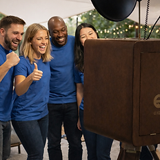Photobooth en bois avec écran tactile intégré