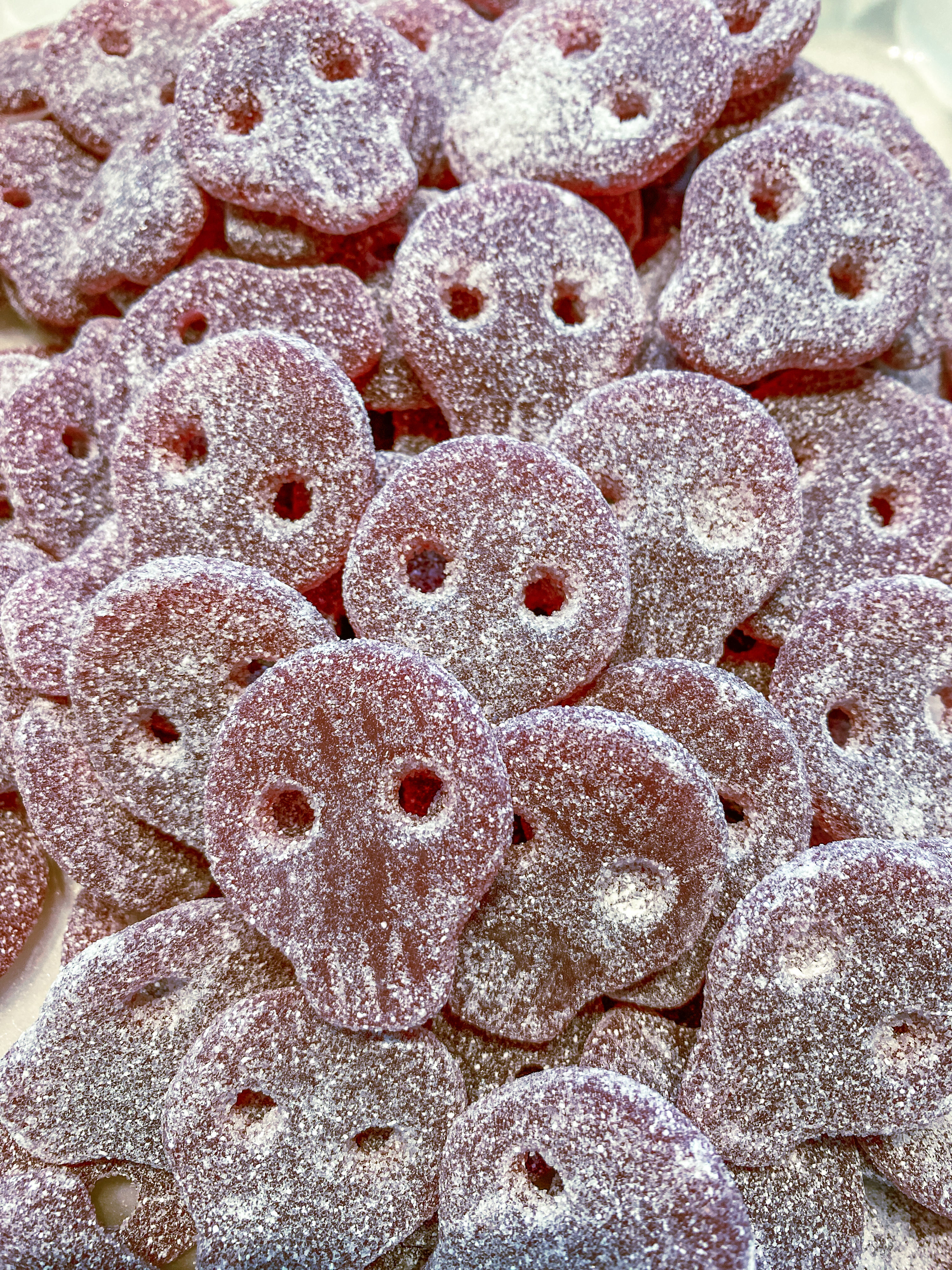 Vindruvsskalle-Swedish Sour Grape Skull