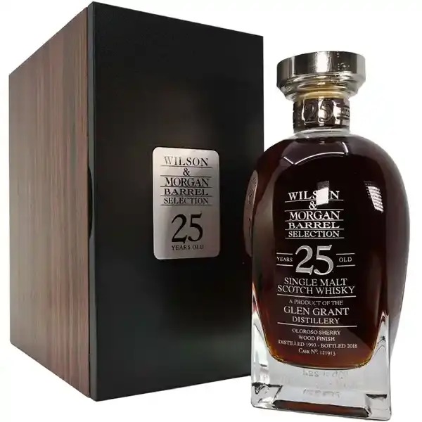 Eine Flasche Glen Grant 1993 - 2018 Single Cask Scotch Whisky mit 25 Jahren in der Frontalansicht.