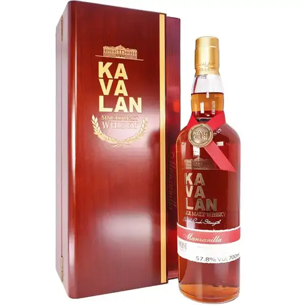 Eine Flasche Kavalan Solist Manzanilla Single Malt Taiwan Whisky in der Frontalansicht.