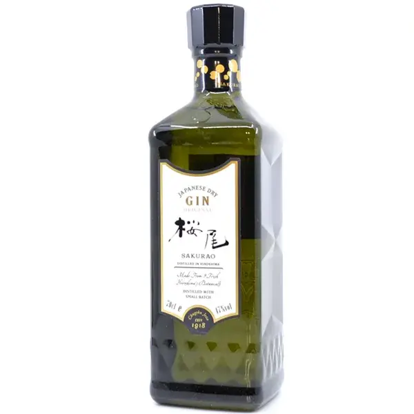 Eine Flasche vom Sakurao Original Japanese Dry Gin in der Frontalansicht.