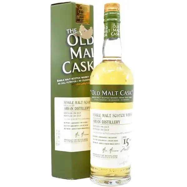 Eine Flasche vom Arran 1996 -2011 Single Malt Scotch Whisky mit 15 Jahren Reifung in der Frontalansicht.