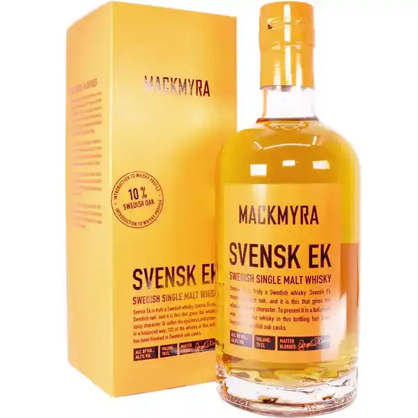 Eine Flasche Mackmyra Svensk Ek Single Malt Swedish Whisky in der Frontalansicht.