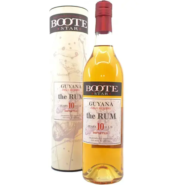 Eine Flasche vom Boote Star Gran Reserve Guyana Rum in der Frontalansicht.