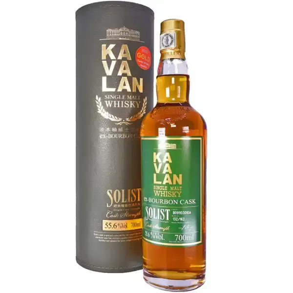 Eine Flasche Kavalan Solist Ex-Bourbon Cask Single Malt Taiwanese Whisky in der Frontalansicht.