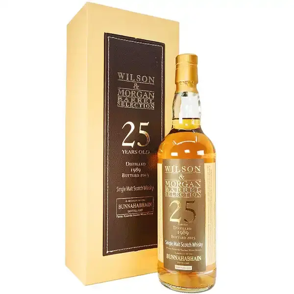 Eine Flasche vom Bunnahabhain 1989 - 2015 Single Malt Scotch Whisky mit 25 Jahren in der Frontalansicht.