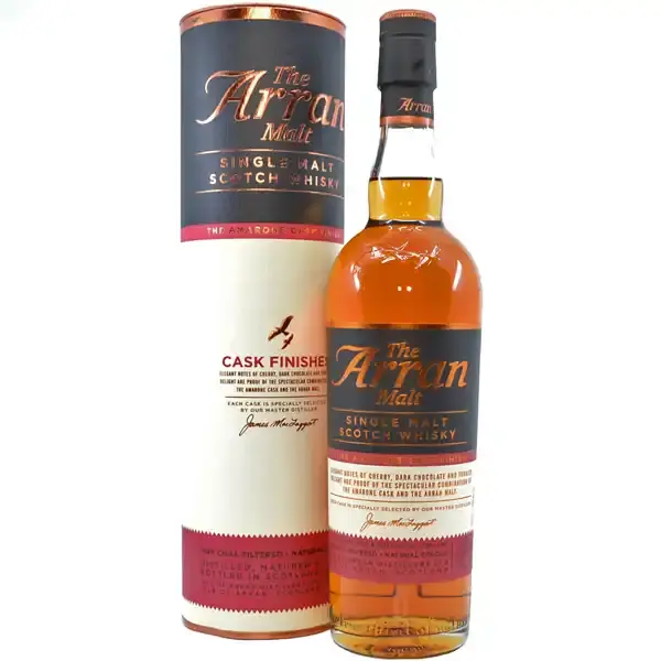 Eine Flasche vom Arran 2015 Amarone Cask ist ein Single Malt Scotch Whisky in der Frontalansicht.