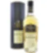 Eine Flasche Caol Ila 2004 - 2019 Single Malt Scotch Whisky mit 14 Jahren in der Frontalansicht.