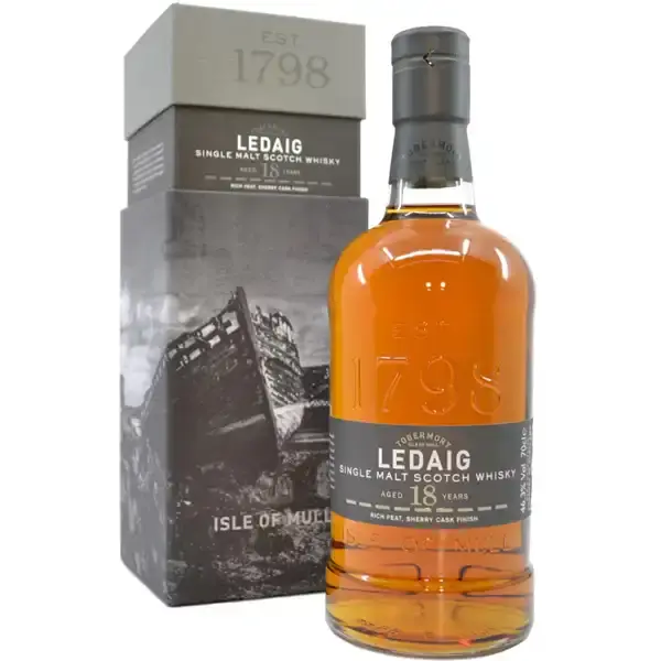 Eine Whiskyflasche vom Ledaig Batch No.04 in der Frontalansicht.