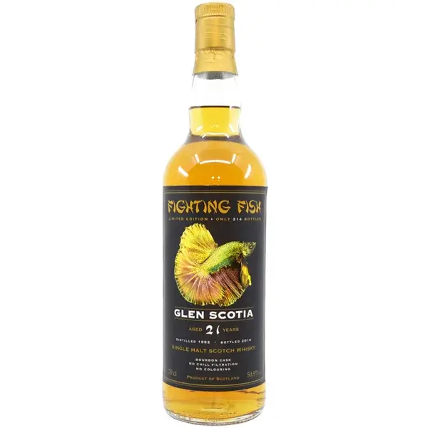 Eine Flasche Glen Scotia 1992 - 2014 Single Cask Scotch Whisky mit 21 Jahren in der Frontalansicht.