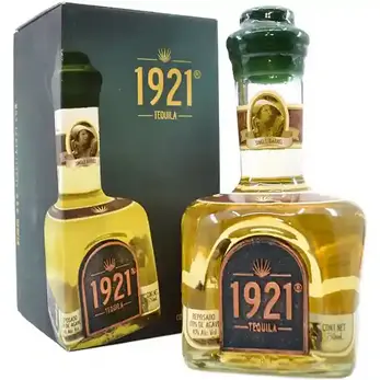 Eine Flasche Tequila aus dem Hause 1921 in Mexico.