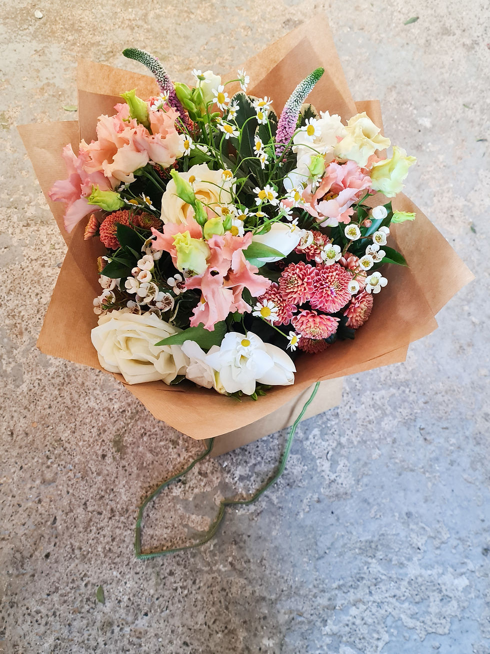 Thumbnail: Luxurious Gift Bouquet