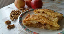 Hojaldre relleno de mascarpone,manzana y nueces