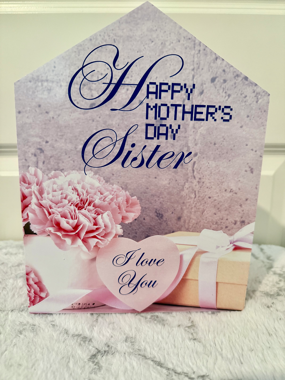 Thumbnail: Mom-entous Self-Care Gift Box