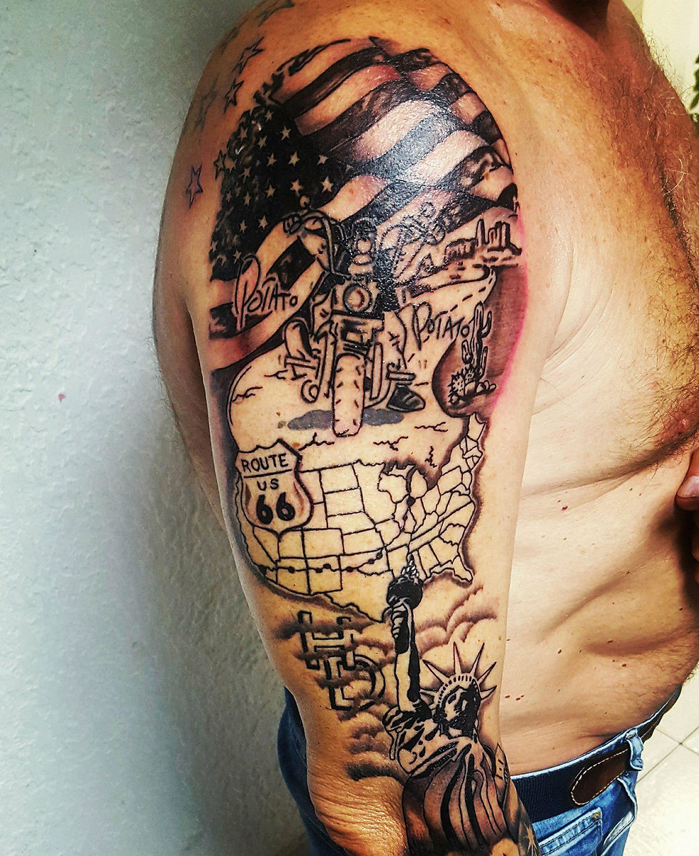 Tatouage bras homme