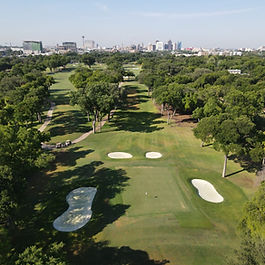 Located just north of downtown San Antonio, historic Brackenridge Park Golf Course is also the site of the Texas Golf Hall of Fame. It once was the home of the Valero Texas Open.