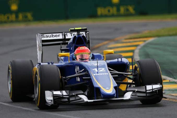 📸On debut in Australia.