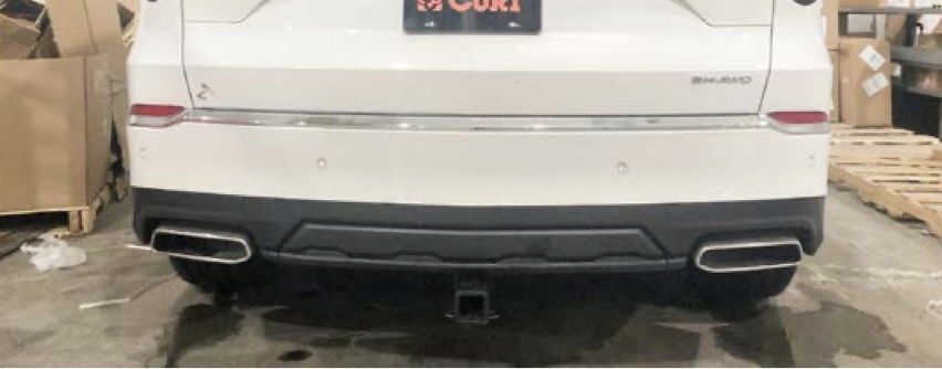 Rear view of a Honda Pilot with a professionally installed trailer hitch