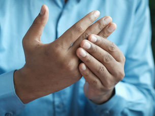 Airplane Travel with Chronic Pain: Comfort Solutions