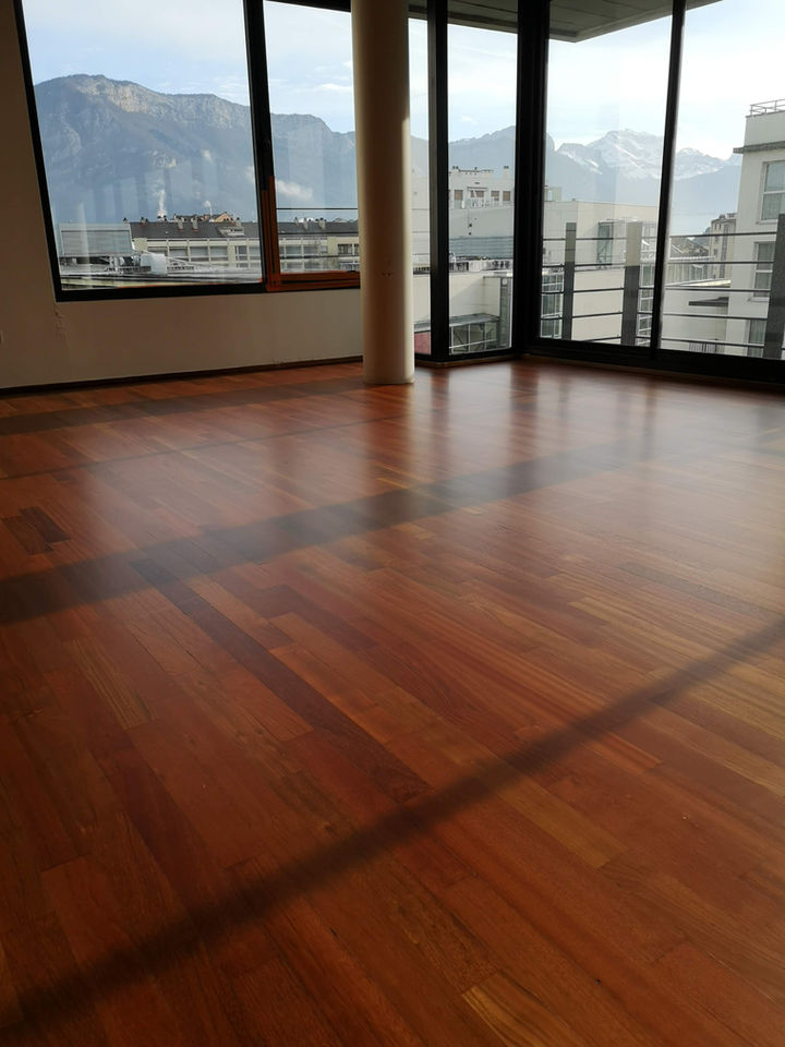 Rénovation Parquet Massif Merbeau Vitrifié Vernis UV Cimethane Actuel Parquet Dumoulin Annecy