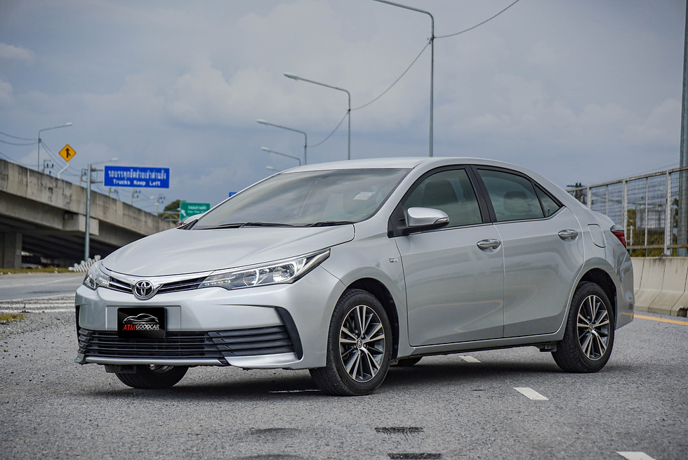 Thumbnail: Toyota Altis 1.6G 2017 สีเทา