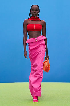 00013-Jacquemus-Fall-21-credit-imaxtree-courtesy-of-Jacquemus.jpeg