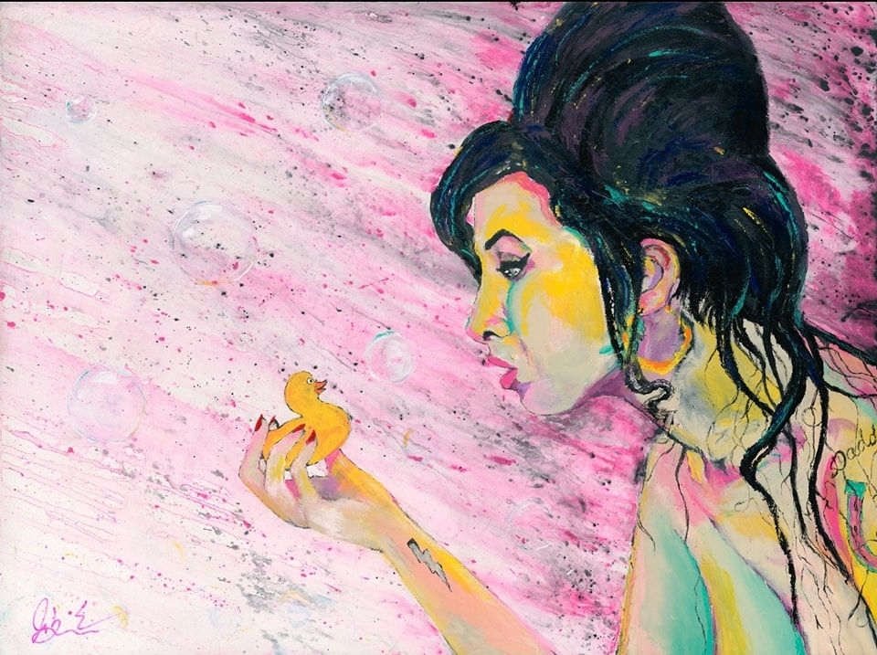 profile fingerpainting of Amy Winehouse holding a rubber duck
