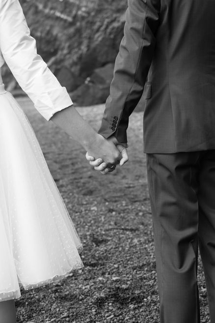 wedding photos in iceland