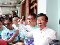 当艺术节巴士晃晃悠悠穿过乔治市，#第15届乔治市艺术节（GTF）已然拉开序幕