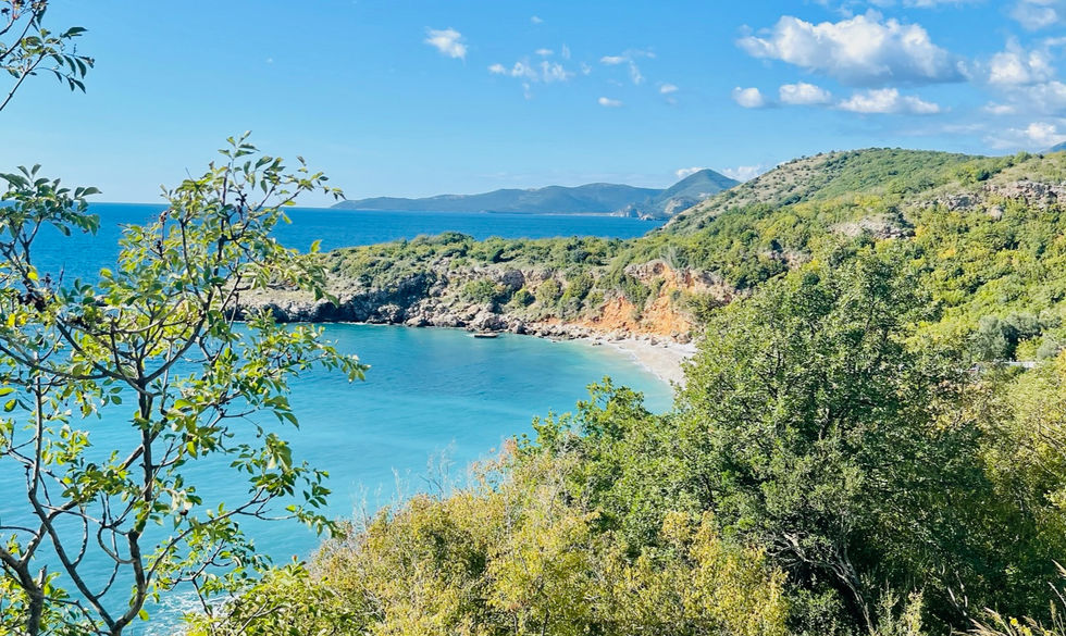 Strand bei Budva- Elysium Premium Nature Retreats