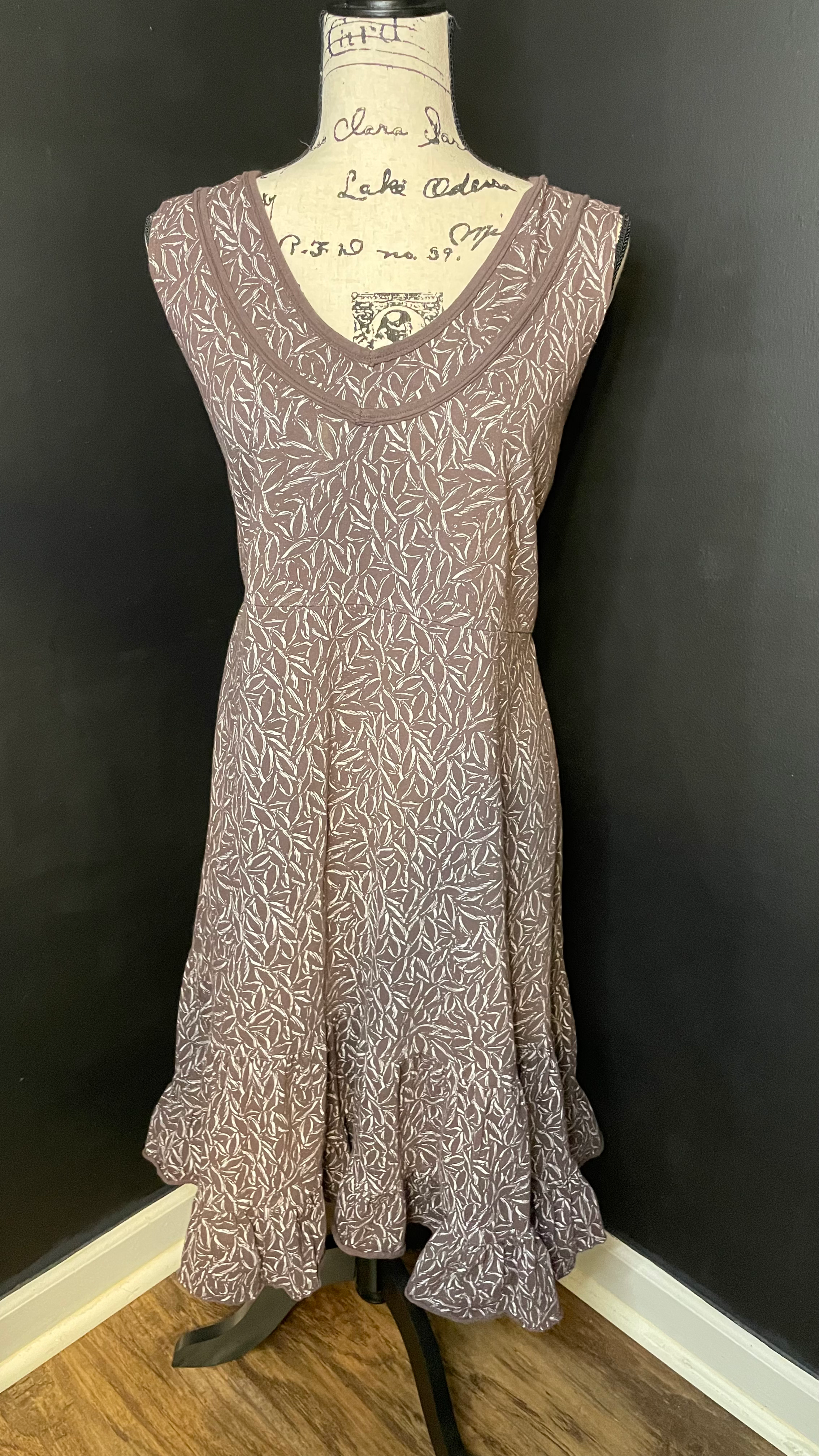 🍃Fresh produce  brown leaf dress 