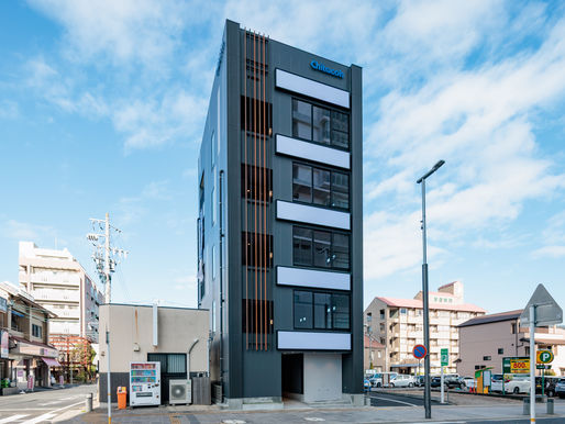 竣工写真／貸店舗ビル