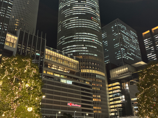 名古屋駅前にて