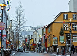 Rue de Laugavegur.jfif